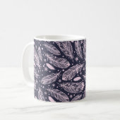Feathery Fantasy: Romantische Musterkreation Kaffeetasse (Vorderseite Links)