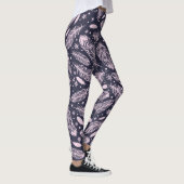 Feathery Fantasy: Romantische Musterkreation Leggings (Rechts)