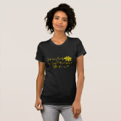 Februar Mädchen sind mit einem bisschen Sonnensche T-Shirt (Vorne ganz)