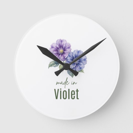 February Violet Birth Flowe Clock Watercolor Runde Wanduhr (Vorderseite)
