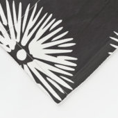 Federkronen-Blume und Blätter Design Fleecedecke (Ecke)