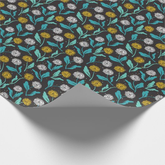 Federkronen-Blume und Blätter Design Geschenkpapier (Ecke)