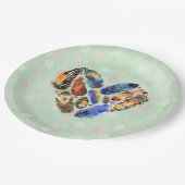 Federn in Herzform Wasserfarbdesign Pappteller (Schrägansicht)