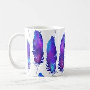 Federn mit Raumstruktur, magisches Muster. Kaffeetasse