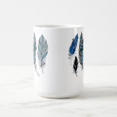 Federn und Farben tanzen Kaffeetasse (Mittel)