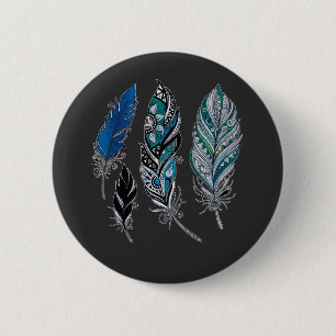 Federn und Farben tanzen T-Shirt Button