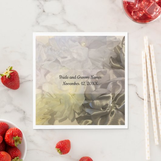 Federseidenmatte Blume Design Serviette (Beispiel)