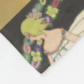Fee beim Spielen mit Blumen Fleecedecke (Ecke)