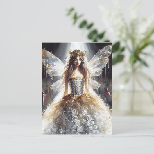 Fee in einem Modekleid aus Kunststoff Postkarte (Stehend Vorderseite)