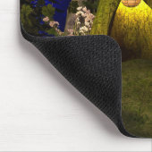 Fee in einem Pilzwald in der Nacht Mousepad (Ecke)