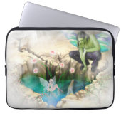 Fee in Elven Pond Vignette Laptopschutzhülle (Vorderseite)