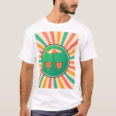 Feel the Holiday Vibes: Ein frisches und lustiges T-Shirt (Vorderseite)