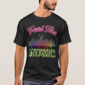 Feel the Music – Vibrant Party Crowd T-Shirt (Vorderseite)