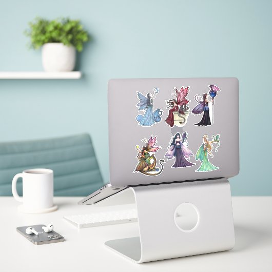 Feen mit Dragons Stickers von Molly Harrison Aufkleber (Laptop auf Schreibtisch)