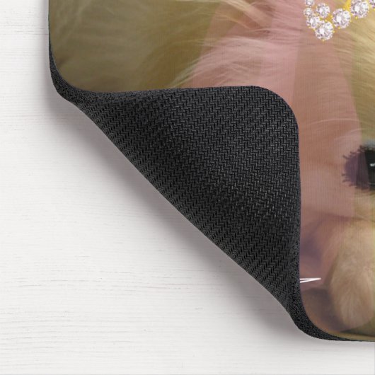 feenhafter Prinzessinhund mit Diamantkrone Mousepad (Ecke)