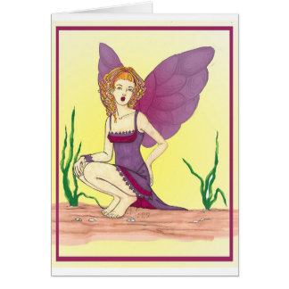 feenhaftes lila Kleid