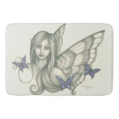 Feenhaftes Schwarzweiss-Gesicht und lila Badematte (Vorderseite)