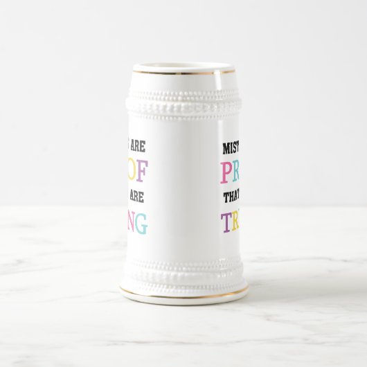 Fehler sind Beweis, den Sie versuchen Bierglas (Mittel)