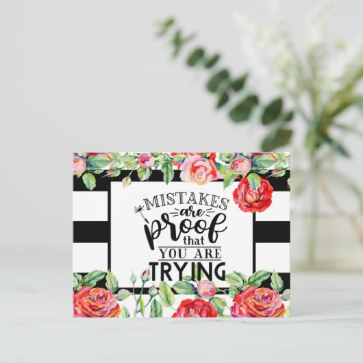 Fehler sind der Beweis, dass Sie versuchen, Rote R Postkarte (Stehend Vorderseite)