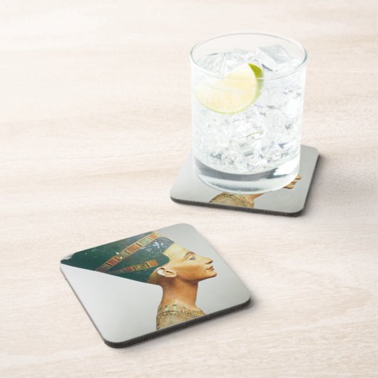 Fehlschlag der Königin Nefertiti, Seitenansicht, Getränkeuntersetzer (Rechte Seite)