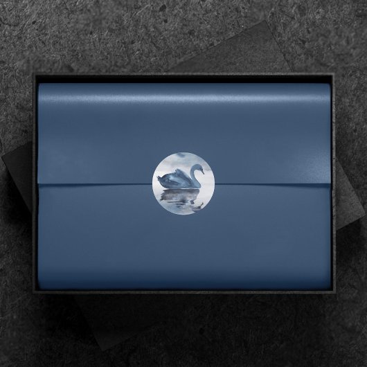 Fehlsichtigkeit | Dusty Blue Swan Lake Wedding Runder Aufkleber
