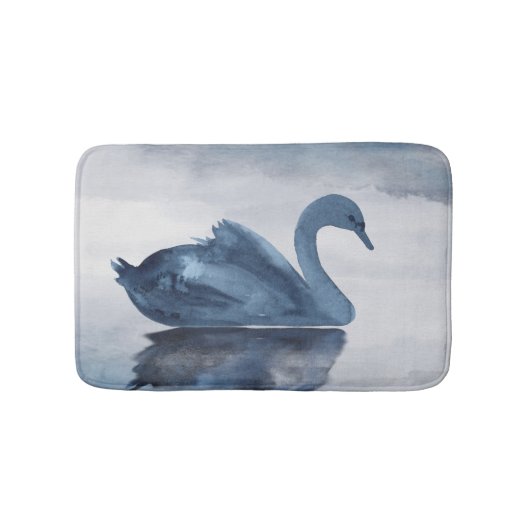 Fehlsichtigkeit | Moody Dusty Blue Swan am See Badematte (Vorderseite)