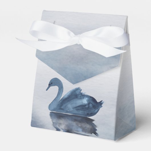 Fehlsichtigkeit | Moody Dusty Blue Swan am See Geschenkschachtel (Vorderseite)