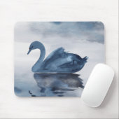 Fehlsichtigkeit | Moody Dusty Blue Swan am See Mousepad (Mit Mouse)