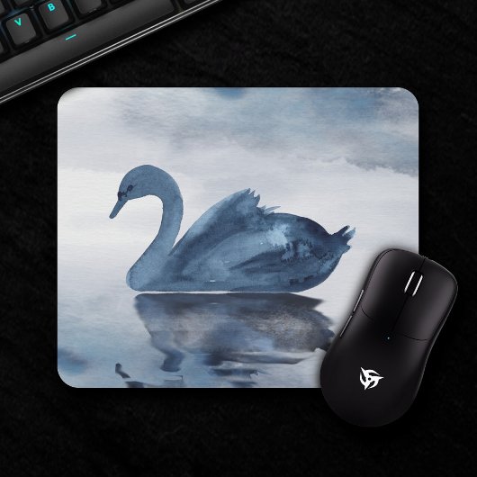 Fehlsichtigkeit | Moody Dusty Blue Swan am See Mousepad