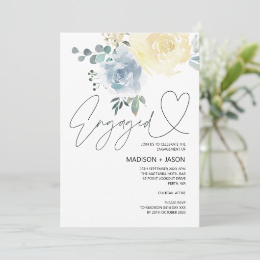 Feier der Blauen Flora und Creme Einladung (Stehend Vorderseite)