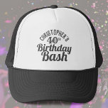 Feier des 40. Geburtstags Trucker Hat Truckerkappe<br><div class="desc">Um einen besonderen Geburtstag zu feiern. Für jemanden,  der 40 Jahre alt ist. 40. Geburtstagsfeier. Geburtstagsbash. Geben Sie den Namen und die Nummer ein. Geburtstagsparty Hut.</div>