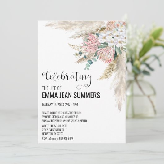 Feier des Lebens Boho Floral Pampas Grass Einladung (Stehend Vorderseite)