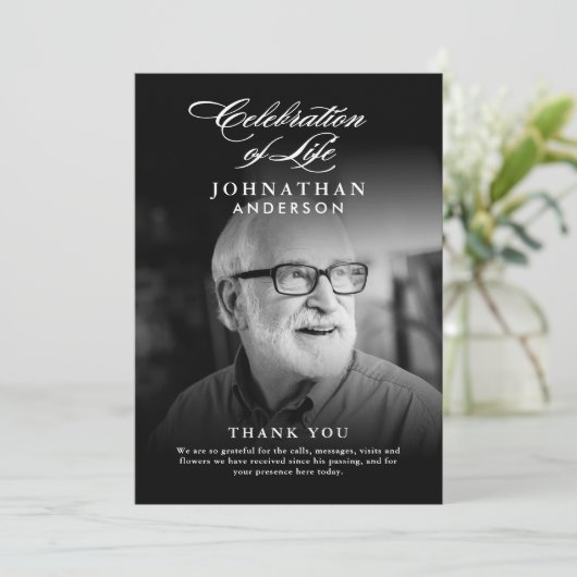 Feier des Lebens Elegante Script Foto Beerdigung Programm (Stehend Vorderseite)