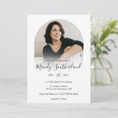 Feier des Lebens Moderner Rahmen für das Weißarme Einladung (Stehend Vorderseite)