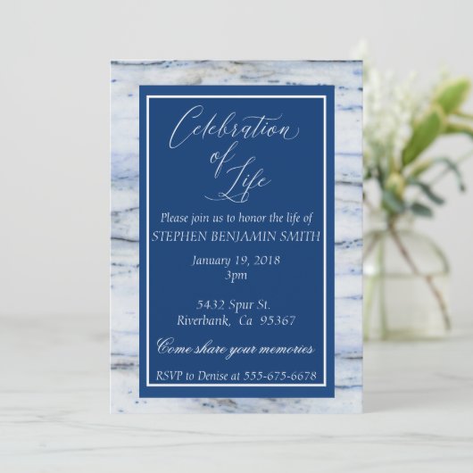 Feier zum Gedenkgottesdienst Blaue Marmor Einladung (Stehend Vorderseite)