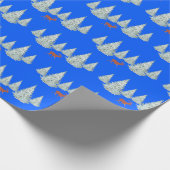 Feierliche Braune Hirsche unter schneebedeckten Bä Geschenkpapier (Ecke)