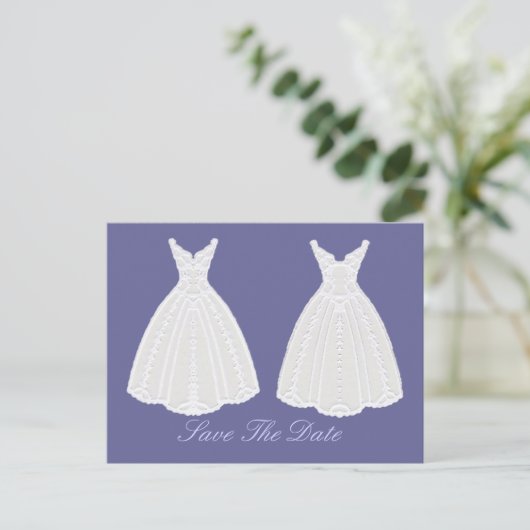 Feierliche "Gown Save the Date Commitment" Ankündigungspostkarte (Stehend Vorderseite)