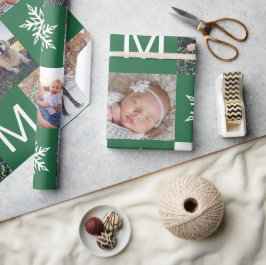 Feierliche grüne Schneeflocken Foto Collage Weihna Geschenkpapier