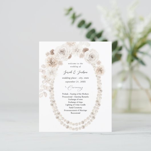 Feierliche Hochzeiten mit weißer Blüte (Stehend Vorderseite)