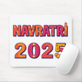 Feierliche "NAVRATRI 2025" Farbige Typografie Mousepad (Mit Mouse)