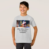 Feierliche Themen: Wrap dich selbst in Weihnachtsj T-Shirt (Vorne ganz)