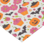 Feierliches Halloween | Kuchen, Kürbis und Flederm Tischdecke (Schrägansicht)