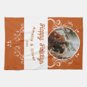 Feierliches Happy Holidays Foliage Orange Couple F Geschirrtuch (Horizontal)