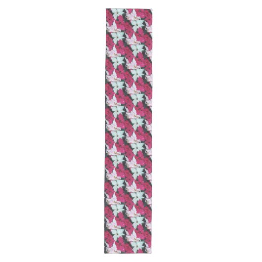 Feierliches Poinsettias Pattern Urlaub Mittelgroßer Tischläufer (Vorderseite)