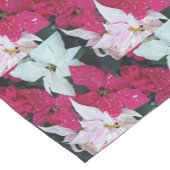 Feierliches Poinsettias Pattern Urlaub Mittelgroßer Tischläufer (Ecke)