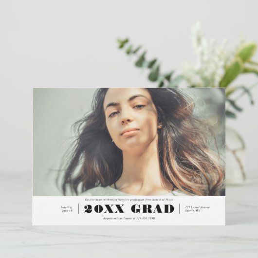 Feierlichkeiten Abschluss Ankündigung (Stehend Vorderseite)