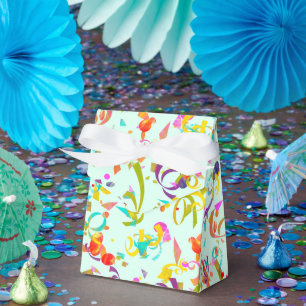 Feierlichkeiten farbenfrohe Confetti über Grün Geschenkschachtel
