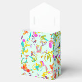 Feierlichkeiten farbenfrohe Confetti über Grün Geschenkschachtel (Geöffnet)