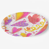 Feiern der Wasserhärten der Liebe Pappteller (Schrägansicht)