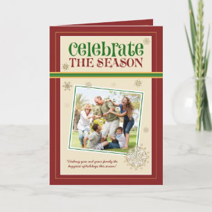 Feiern Sie die Weihnachtsfamilienausweis (Maroon) Feiertagskarte
